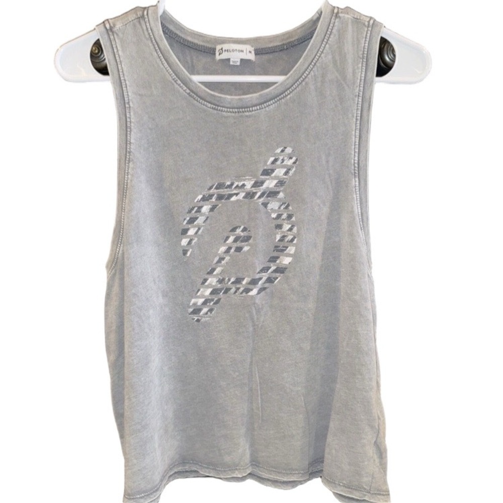 Peloton Gray Distressed Graphic Logo Muscle Tank Top Medium Activewear Workout